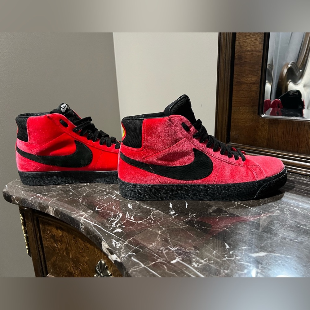 Kevin Bradley x Zoom Blazer Mid ISO SB “Hell”
